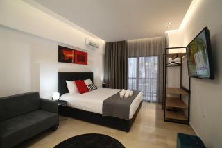 ZH Luxury Suites - 8
