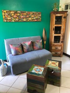 Praia do Forte Apartamento de Dois Quartos Charme e Conforto Dentro da Vila ! ATENÇÃO quartos conjugados - 4