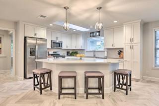 Jacksonville Gem - Ideal Location to Beaches! - 1