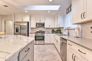 Jacksonville Gem - Ideal Location to Beaches! - 2