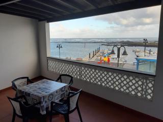 Orzola frente al mar - Órzola - 1
