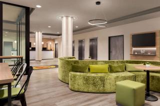 Super 8 by Wyndham Hamburg Mitte - Amburgo - 2
