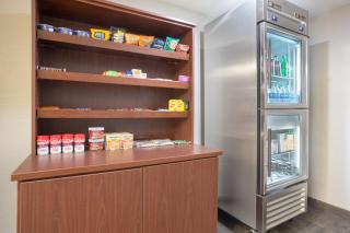 Holiday Inn Express Hotel & Suites Concordia US 81 by IHG - Concordia - 5