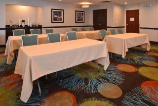 Holiday Inn Express Hotel & Suites Youngstown - North Lima/Boardman by IHG - 2