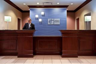 Holiday Inn Express & Suites Chicago West-O'Hare Arpt Area by IHG - Hillside - 1