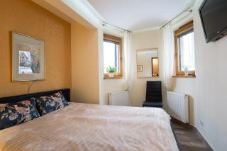 Apartment Krupówki Premio - 1