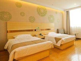 GreenTree Inn Anqing Huaining County Development Zone Duxiu Road Business Hotel - Anqing - 0