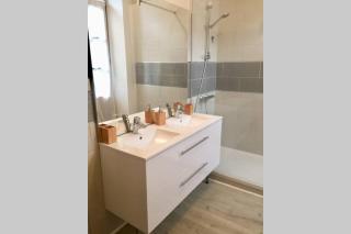 Le Montferrat - 65m2 - 2 chambres - Rue de la Grotte - Hyper Centre - Lourdes - 4