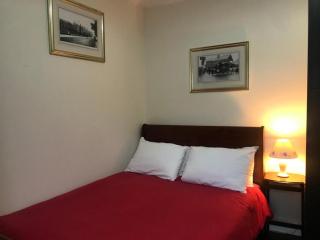 Heathrow Stay - Hounslow - 5
