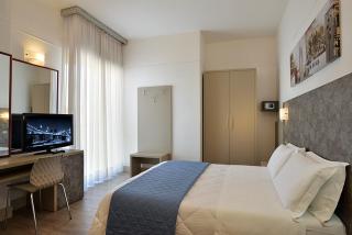 Hotel Tiberius - Rimini - 9