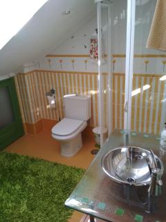 Alojamientos Marte habitacion con baño - Torrelavega - 2