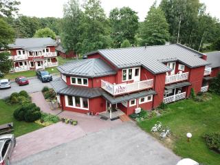 Padu Hotell - Kärdla - 0