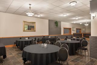 The Plaza Hotel Downtown, Trademark Collection by Wyndham - Kamloops - 0