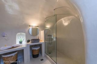 Santorinian Lava House - Pirgos - 8