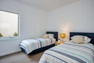 Molly's Beach House: - Blairgowrie - 4