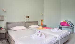 Louladakis Apartments - 2