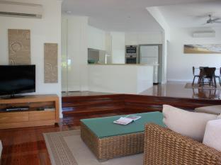Beaches Holiday Apartments - Official Onsite Reception & Check In - Port Douglas - 5