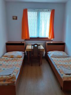 Ubytovňa a penzión Tavros - Žilina - 2