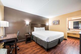Econo Lodge - Columbus - 5