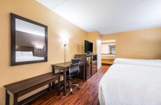 Econo Lodge - Columbus - 1