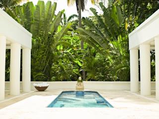 Couples Tower Isle - 4