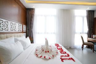 Prague Da Nang Beach Hotel - Đà Nẵng - 9