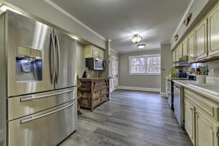 Gentry Manor in Heartland Area 19 Mi to Raleigh! - 2