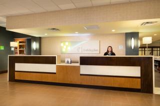 Holiday Inn and Suites Charleston West by IHG - Charleston - 2
