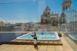 ***** ATTIC WITH IMPRESSIVE VIEWS AND JACUZZI - Cadice - 5