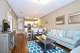 Fantastic Townhouse In Lux Community Sleeps 8, 10' To Disney!! - Kissimmee - 7