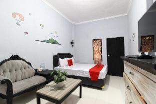 RedDoorz near Graha Saba UGM - 5