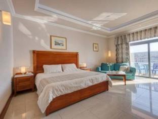 Paradise Bay Resort - 5