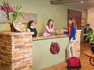 The Sage Hotel - 9