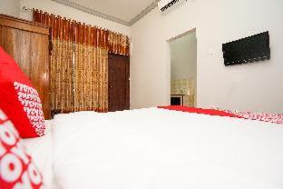 RedDoorz At Pondok Candra - 1