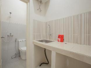 RedDoorz near Ciputra Golf Surabaya - Surabaya - 3