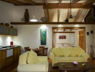 First Landing Beach Resort & Villas - Lautoka - 9