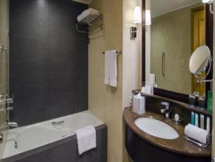 The Bellevue Manila - Manila - 4