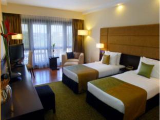 Cinnamon Lakeside - Colombo - 8