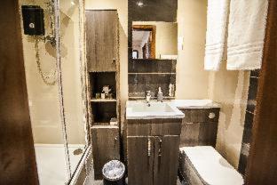 Hampton Suites Serviced Apartments - 2