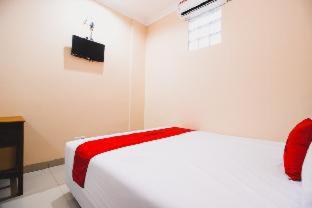 RedDoorz Plus @ Pogung Raya - Yogyakarta - 6