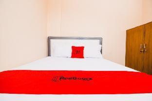 RedDoorz Plus @ Pogung Raya - Yogyakarta - 5