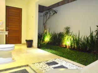 Jas Green Villas and Spa - Seminyak - 1