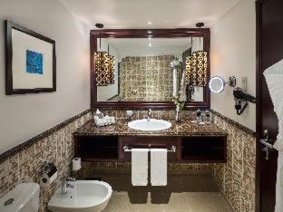Ajman Hotel & Villas by Blazon Hotels - Ajman - 7