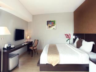 Grand Hatika Hotel - Tanjungpandan - 2