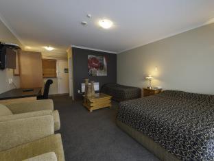 Beachcomber Inn Picton - 5