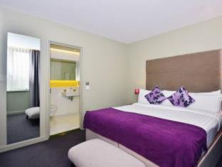 Axiom Park Hotel - London - 4