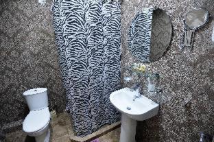 Yerevan Deluxe Hotel - 8