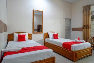 RedDoorz Plus Syariah at Alam Raya Hotel - Palu - 7