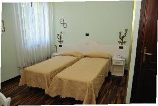 Hotel Savona - Montecatini Terme - 8