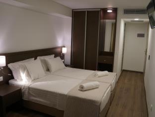 Piraeus Port Hotel - 8